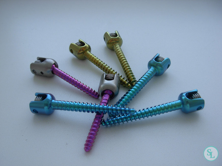 Транспедикулярная фиксация позвоночника