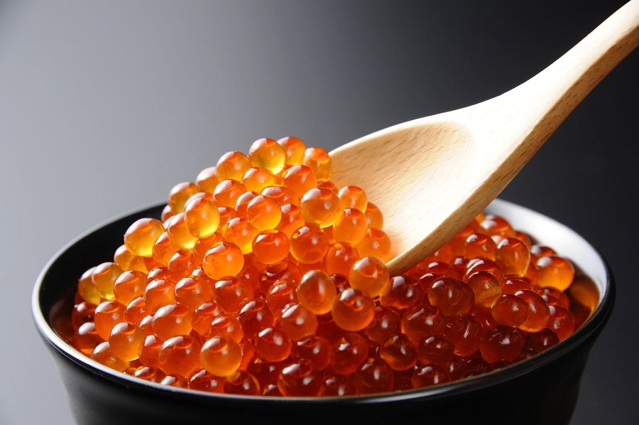 В чем польза красной икры