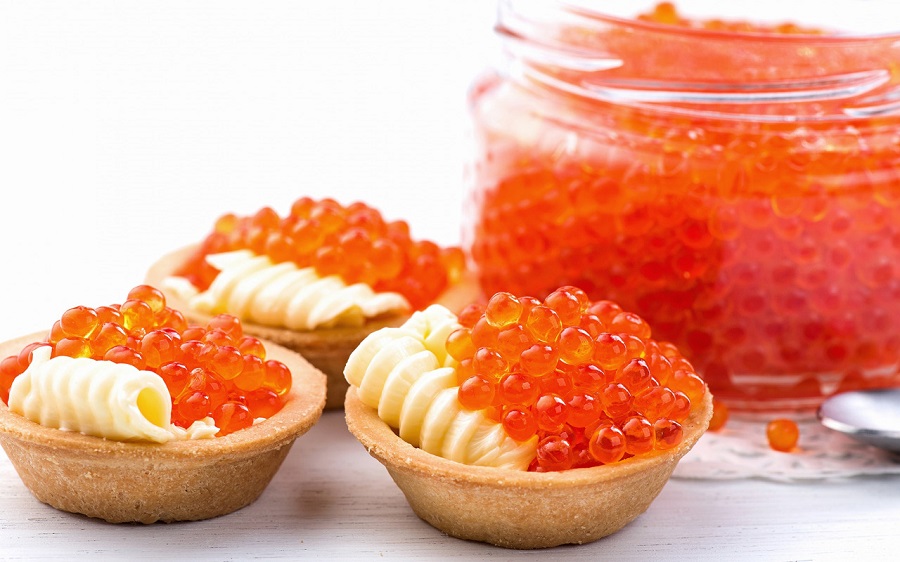 В чем польза красной икры