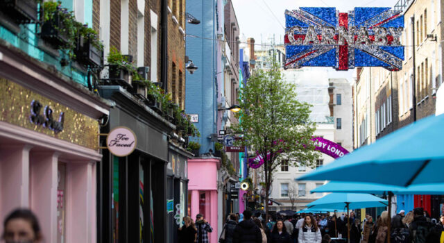 Ювелиры в розничной торговле надеются на лето успеха, свидетельствуют данные ONS