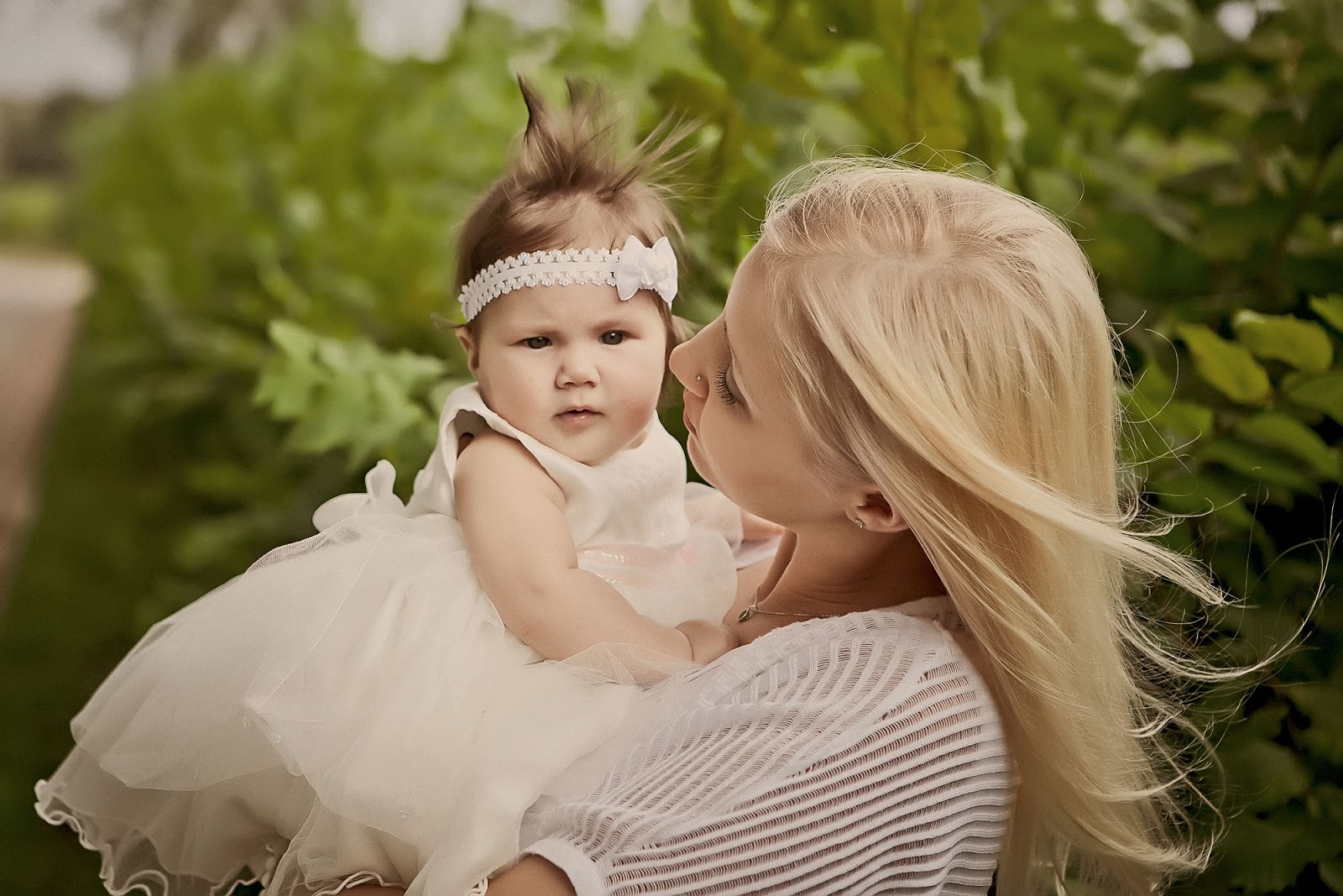 Поиск идеального имени для дочери: Как назвать ребенка с заботой и вдохновением