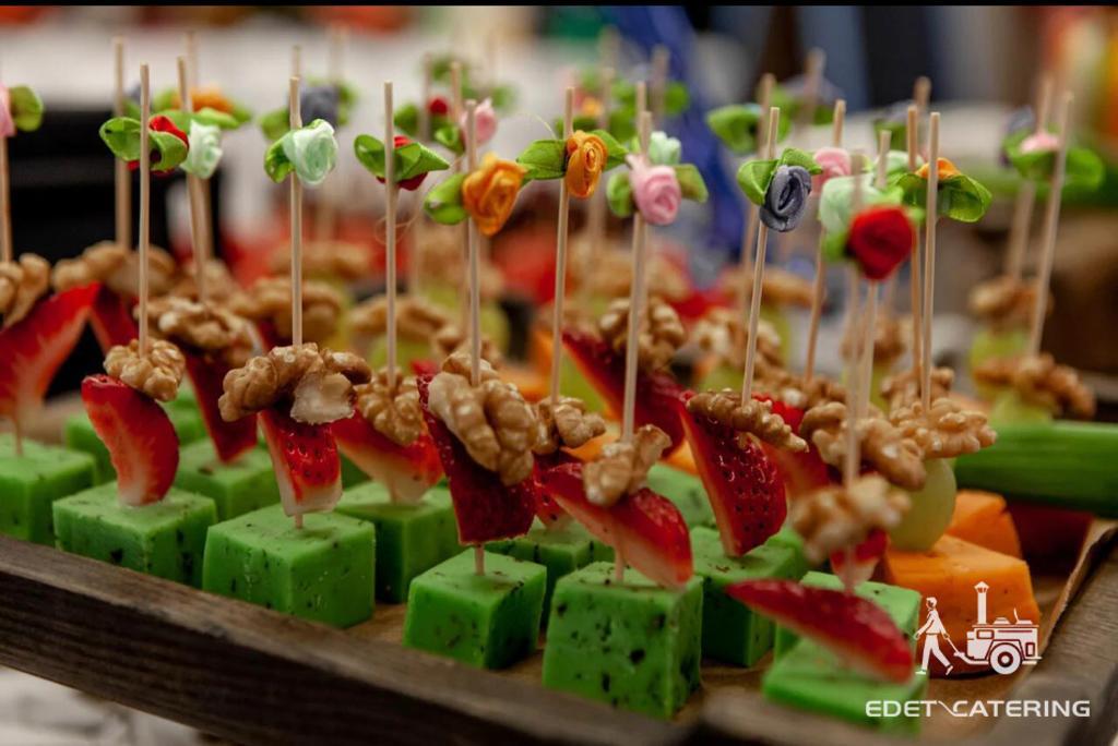 Кейтеринг на детский праздник: Радость и удобство для родителей