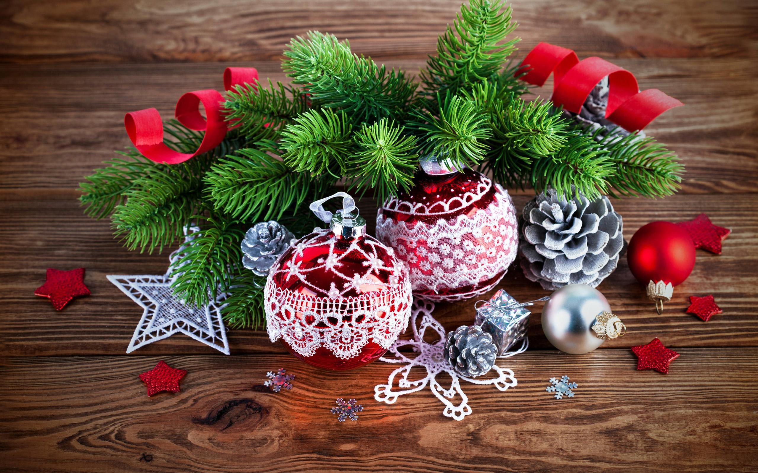 Новогодние украшения: Как сделать ваш дом сказочным