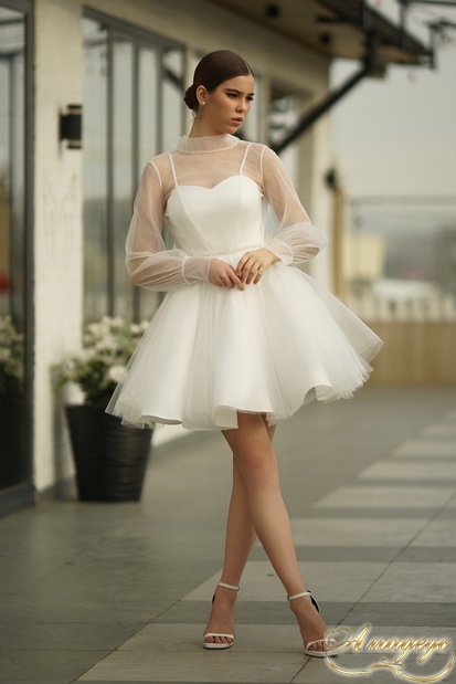 Короткие свадебные платья: выбор для стильных невест