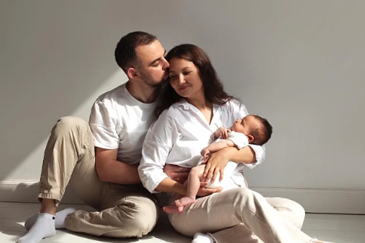 Фотосессия для беременных в Москве: форматы, подготовка и выбор студии