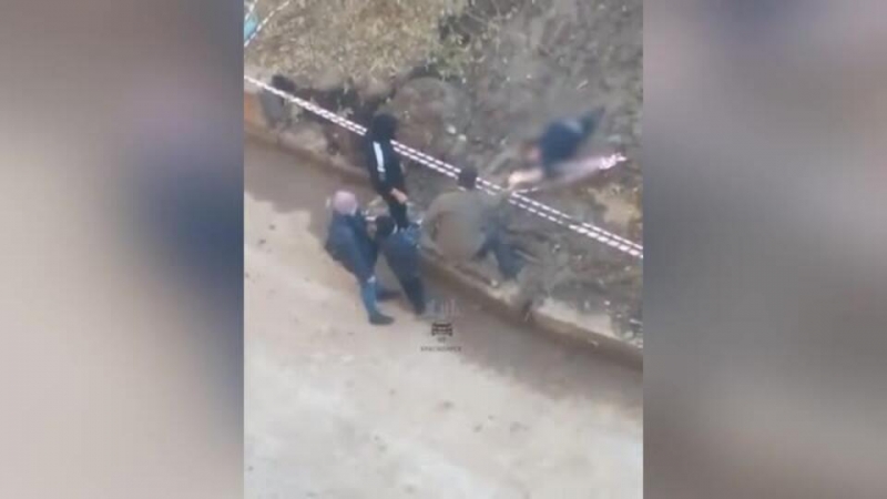 Подростка засосало в грязевую ловушку в Красноярске