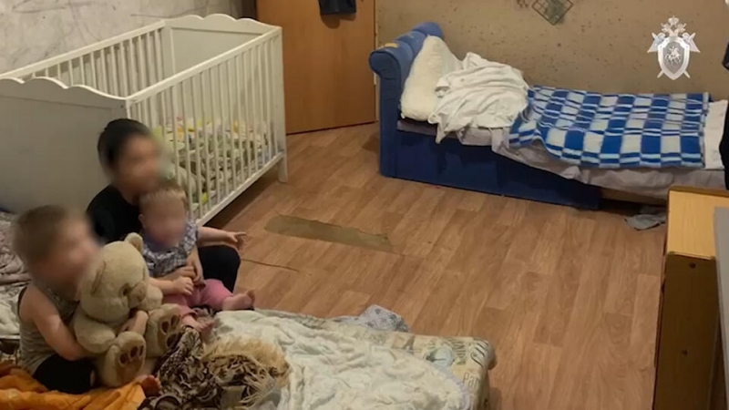 Главе СК доложат о деле семьи, где детей не кормят и не водят в школу