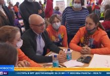 Кириенко поддержал создание центра подготовки учителей младших классов