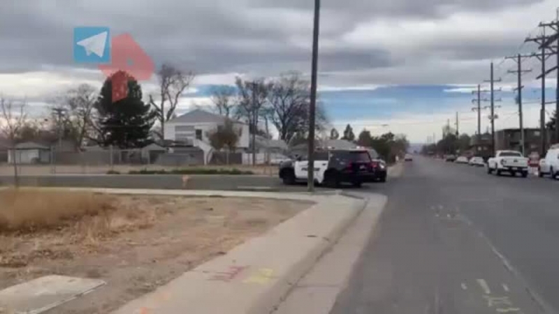 Пятеро подростков ранены во время стрельбы у школы в США