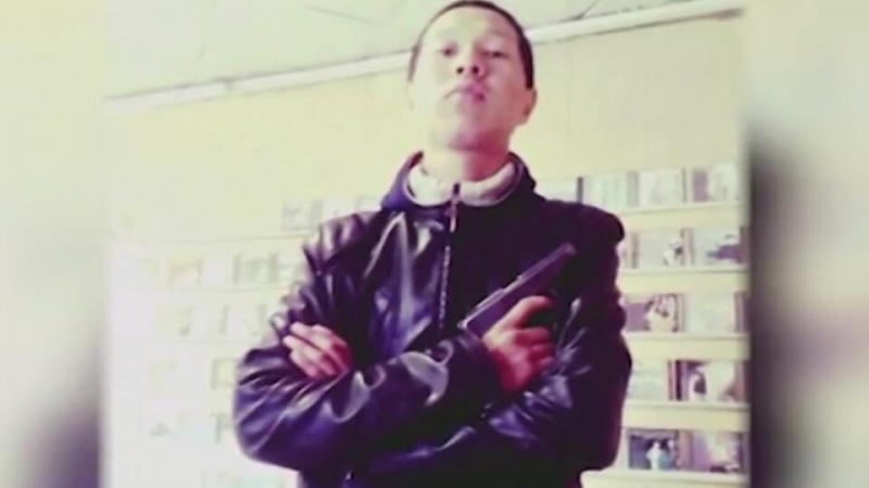 В СК подтвердили, что убитых в Туве сестер выкинули из окна из-за шума