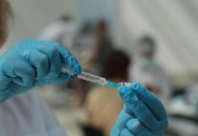 Голикова: Прививки от коронавируса не будут обязательны для детей