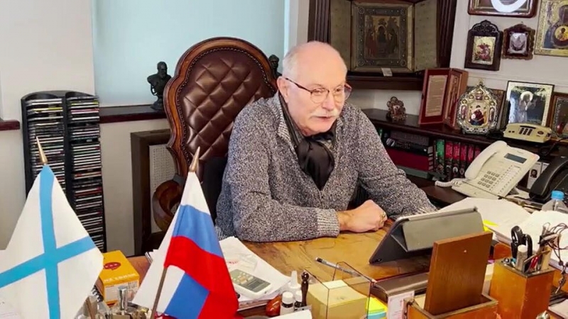 Лавров исполнил мечту школьника, познакомив его с Никитой Михалковым