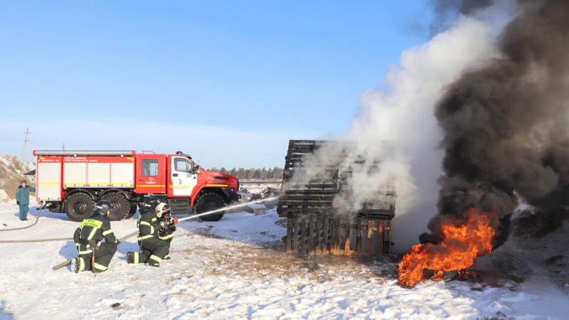 Мечтающий стать пожарным мальчик побывал в роли спасателя