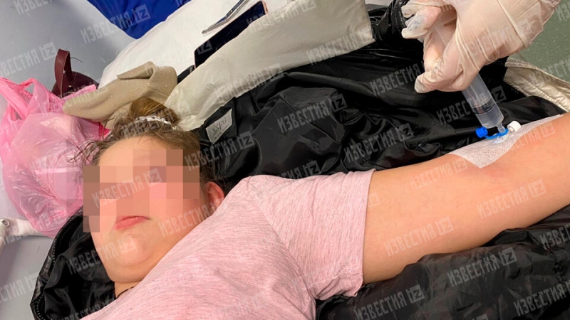 Начала опухать рука: девочка рассказала о последствиях укуса скорпиона