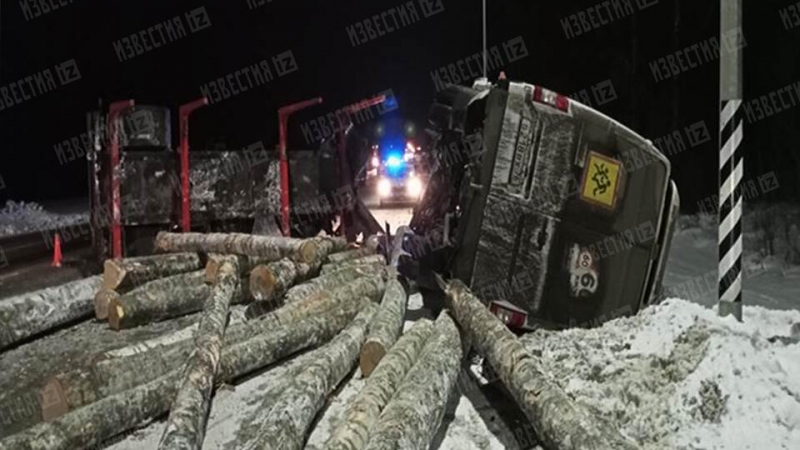 Разбившийся под Ярославлем автобус вез юных самбистов на соревнования