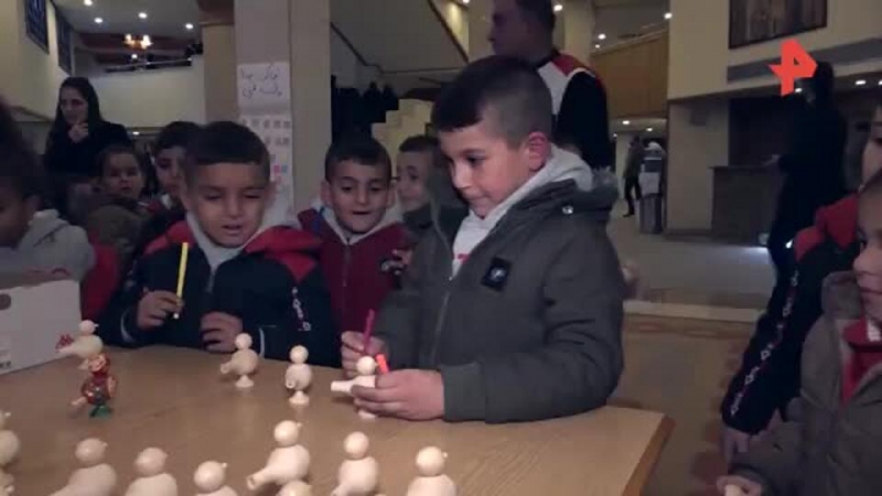 Российские и сирийские артисты провели новогодний концерт в Дамаске