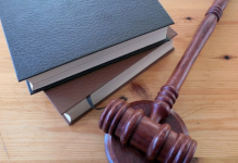 СК обжалует приговор петербургского суда по делу о насилии в детдоме