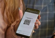 В Кремле ответили на вопрос о введении QR-кодов для детей