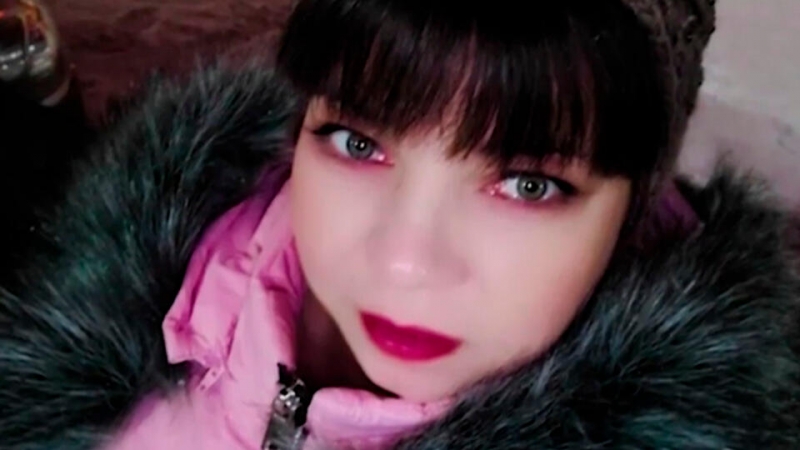 Видео допроса матери, снимавшей на видео избиение малолетней дочери