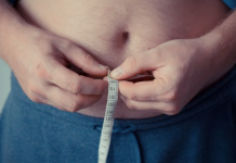 Эндокринолог: Ожирение может передаваться детям от родителей