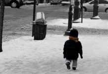 Губернатор назначил проверку после ухода малыша из детсада в Смоленске