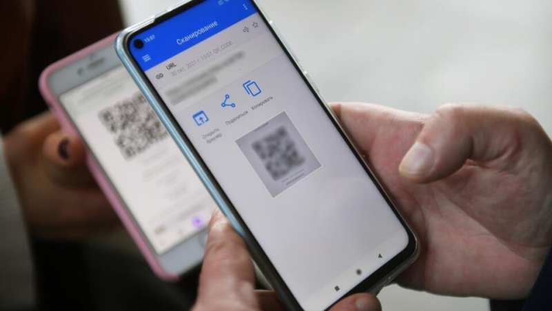 Переболевшие COVID в Москве дети получат QR-код