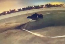 Полицейский спас девочку из реки в Петербурге