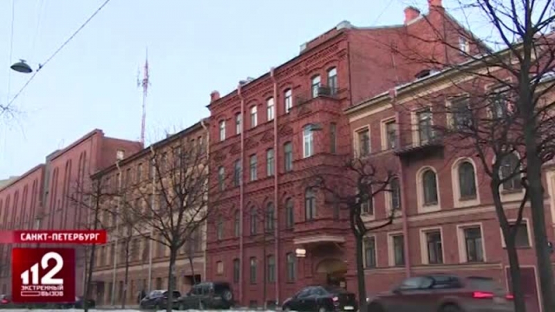 В Петербурге задержали пару, бросившую детей голодать в коммуналке