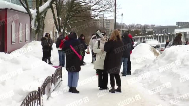 Все еще в шоке: в Обнинске простились с юношей, умершим после сальто
