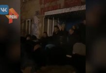 Жители села в Забайкалье вышли на сход из-за девочки, убитой собаками