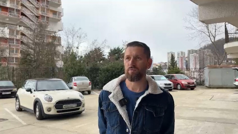 Четырехлетней девочке оторвало палец на карусели в Сочи