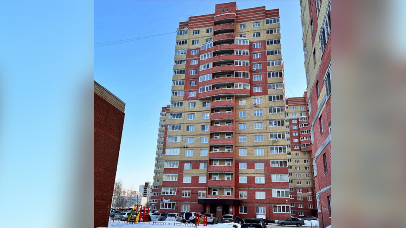 Девочка разбилась насмерть при падении из окна под Тюменью