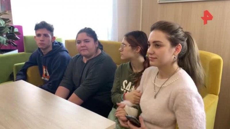 Эвакуированные из Донецка дети побывали в подмосковном "Авангарде"