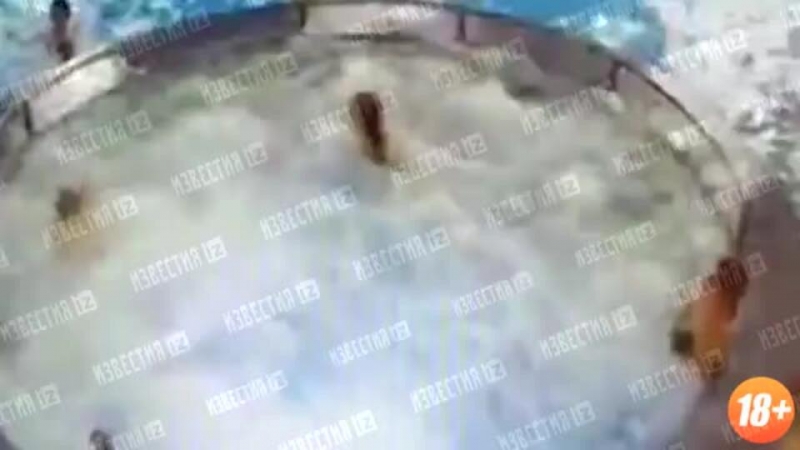 Момент гибели школьницы в бассейне под Челябинском попал на видео