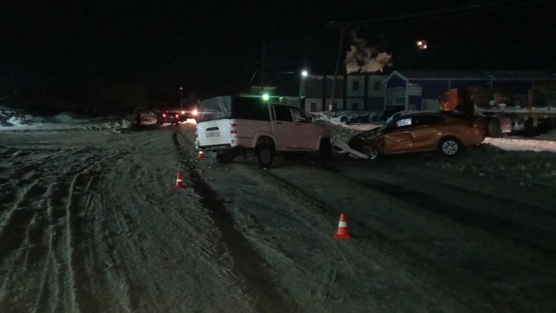 Ребенок и трое взрослых пострадали в ДТП с УАЗом в ХМАО