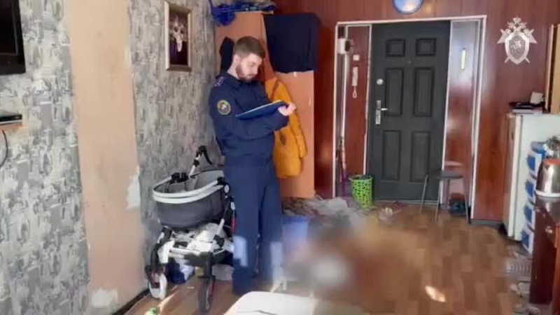 Соседка рассказала о матери, изрезавшей сына ножом из-за мистики