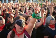 В СФ предложили отнести чайлдфри и феминизм к противоправному контенту