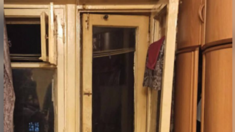 Выброшенный матерью из окна в пакете новорожденный выжил