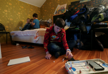 «Дарим вместе»: в России запускают акцию в поддержку детей Донбасса