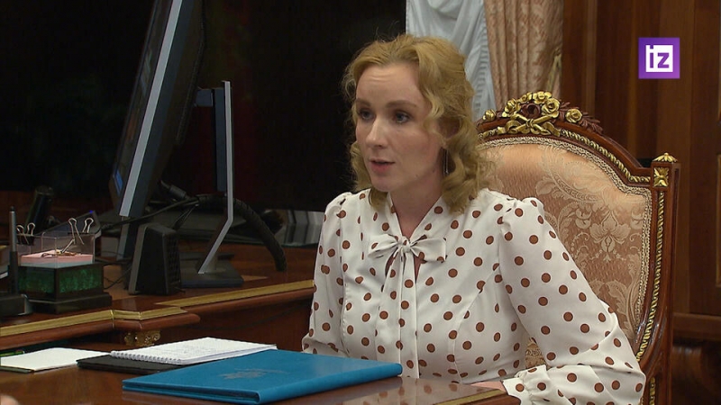 Путин призвал сократить бюрократию при размещении сирот из Донбасса