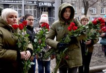 Раненный в Донецке мальчик попросил показать кадры ракетного удара