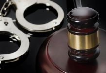 Суд отправил под домашний арест отца-владельца снаряда, убившего детей