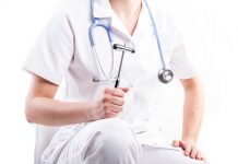 Как нужно выбирать качественного врача невролога