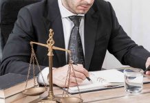 Как нужно выбирать адвоката