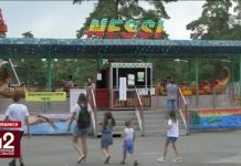 «Американские горки» на деревянных подпорках установили в Челябинске