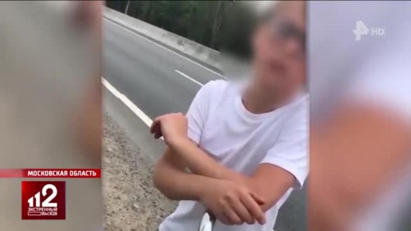 Инспекторы ГИБДД помогли потерявшемуся ребенку найти дорогу домой