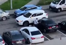 Россиянин посадил дочь за руль авто и избил, когда она устроила ДТП