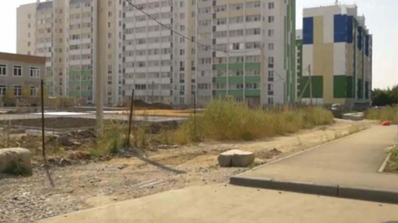 Родился в рубашке: как малыш чудом выжил, упав в колодец с палками