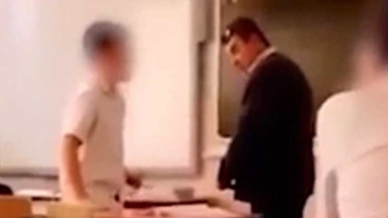 Высек ремнем при всех: как школьники провоцируют учителей на наказание