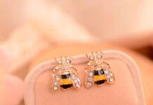 С какой застёжкой лучше брать детские серьги на Ozon?